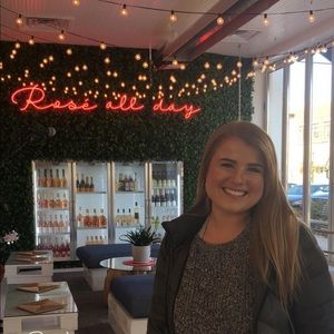 Meet your Posher, Abby